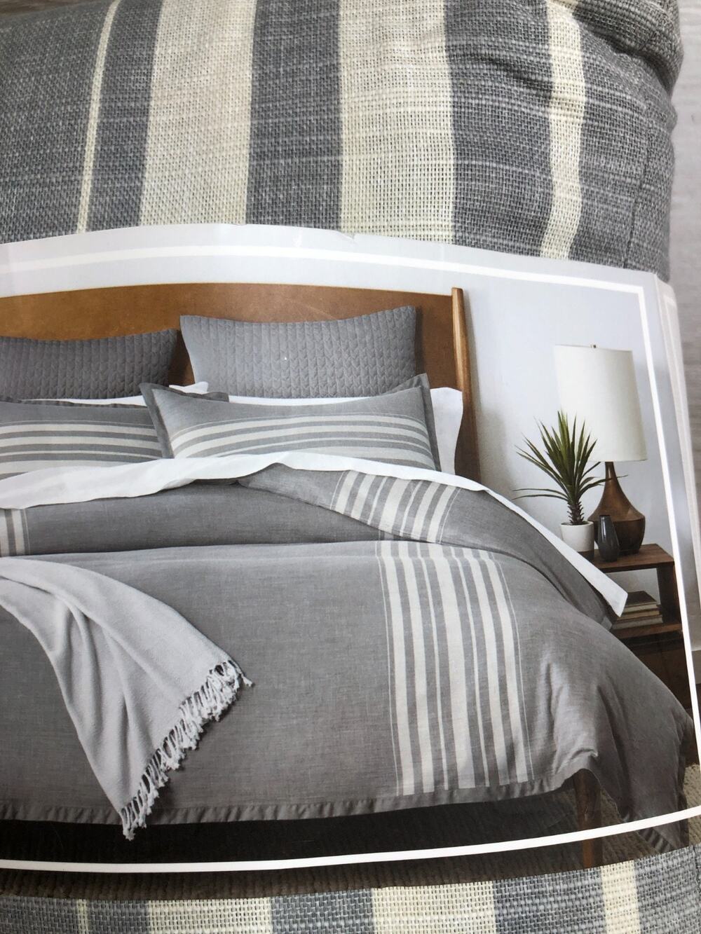 Fieldcrest Full / Queen Duvet Cover Set 3 piece limestone Gray Stripe NEW